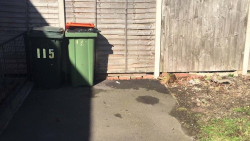 Professional demolition and debris removal in Hoxton